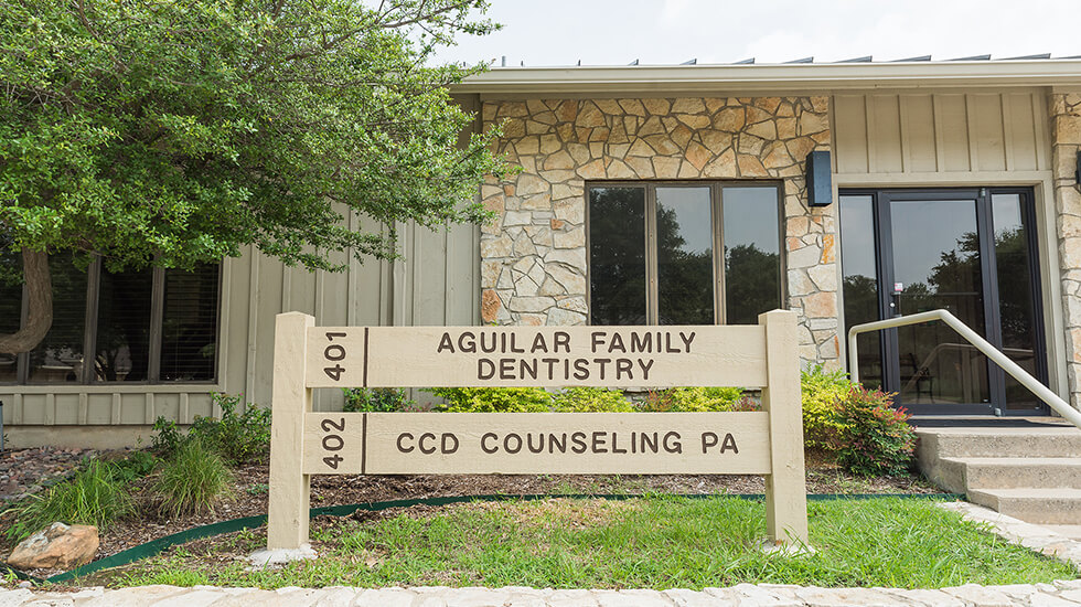 Aguilar Family Dentistry front entrance